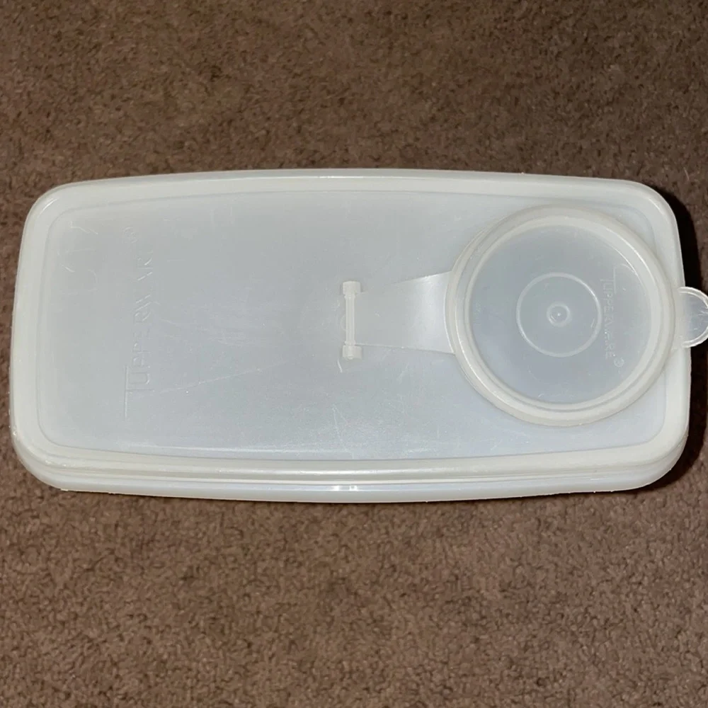 Vintage Tupperware Cereal Keeper Container 469-15 & 471-11 lid 8x9x3.5 Clear